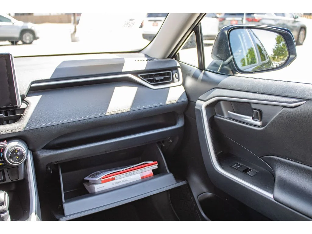 Used 2025 Blueprint Toyota Hybrid XLE image 50