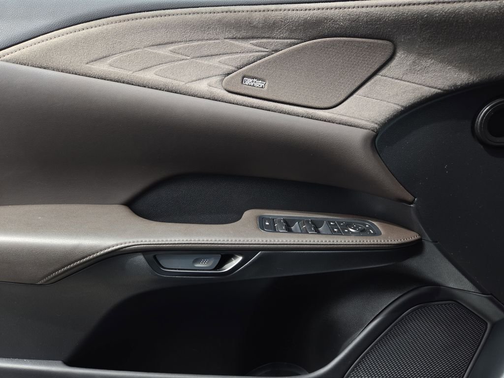 2023 Lexus RX 350 - Photo 23