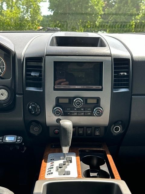 2011 Nissan Titan SL - Photo 34