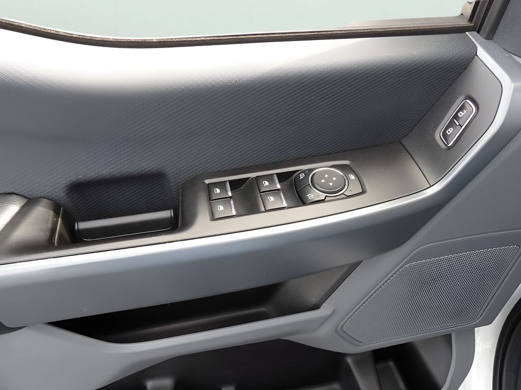 Used 2023 Oxford White Ford XLT image 14