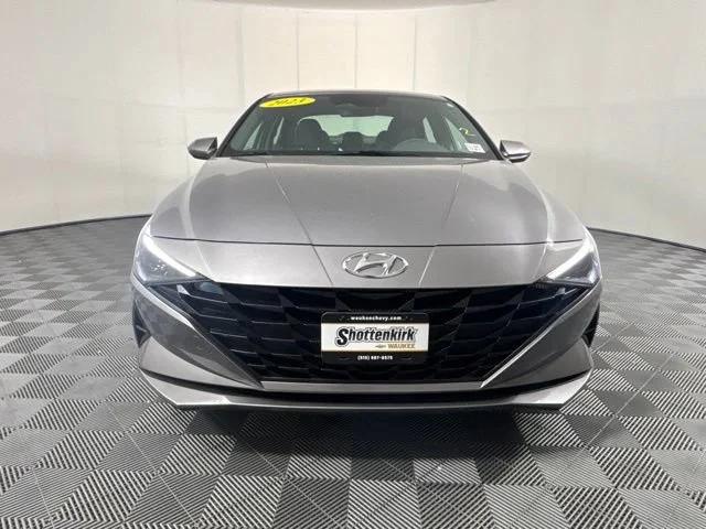 Used 2023 Gray Hyundai SEL image 27