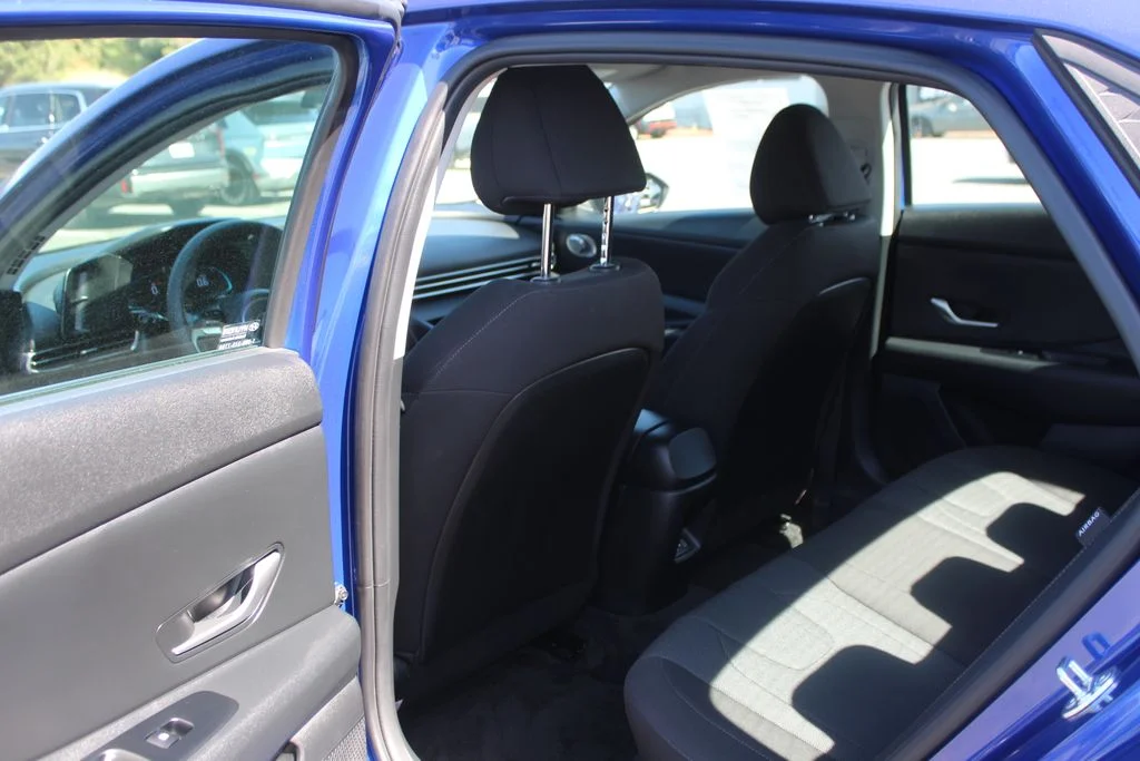Certified Used 2025 Blue Hyundai SE image 14