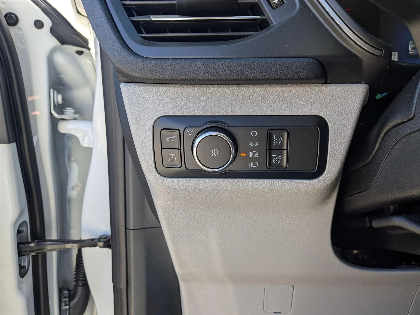 Used 2024 Star White Metallic Tri-Coat Ford PHEV image 25