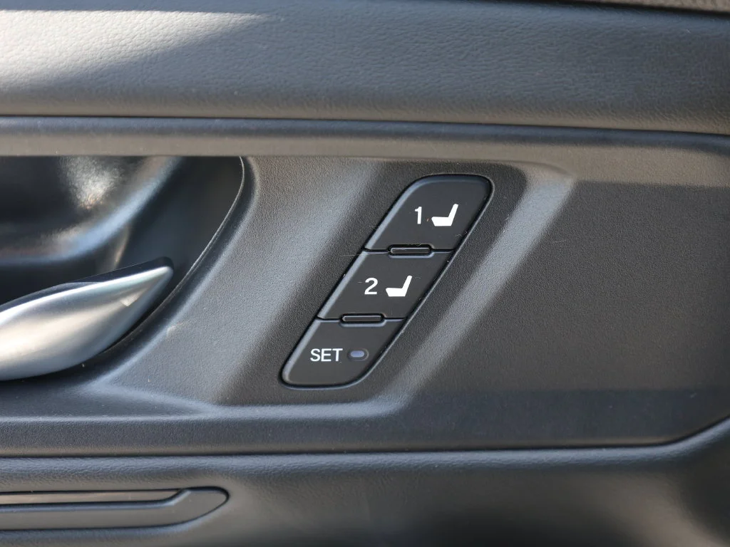 Used 2024 Black Honda Touring image 13