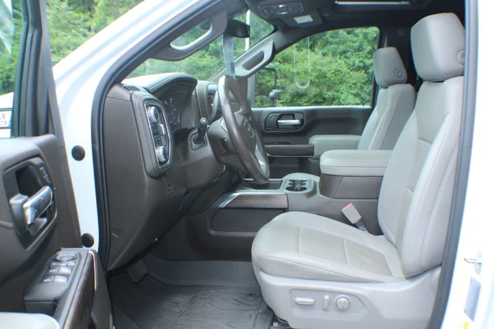 Certified Used 2023 Summit White GMC SLT image 13