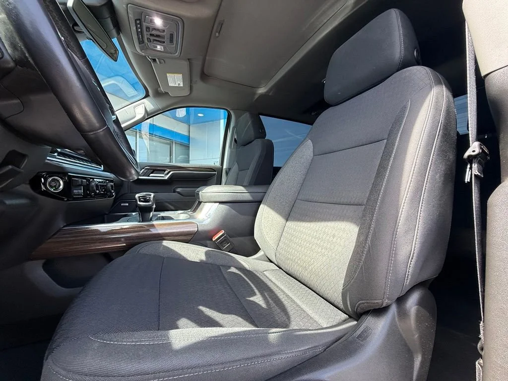 Used 2022 Glacier Blue Metallic Chevrolet RST image 32