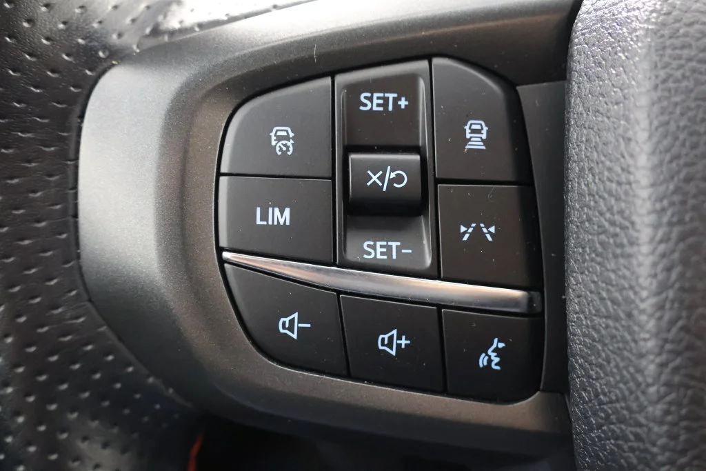 Used 2025 Desert Sand Ford Raptor image 11