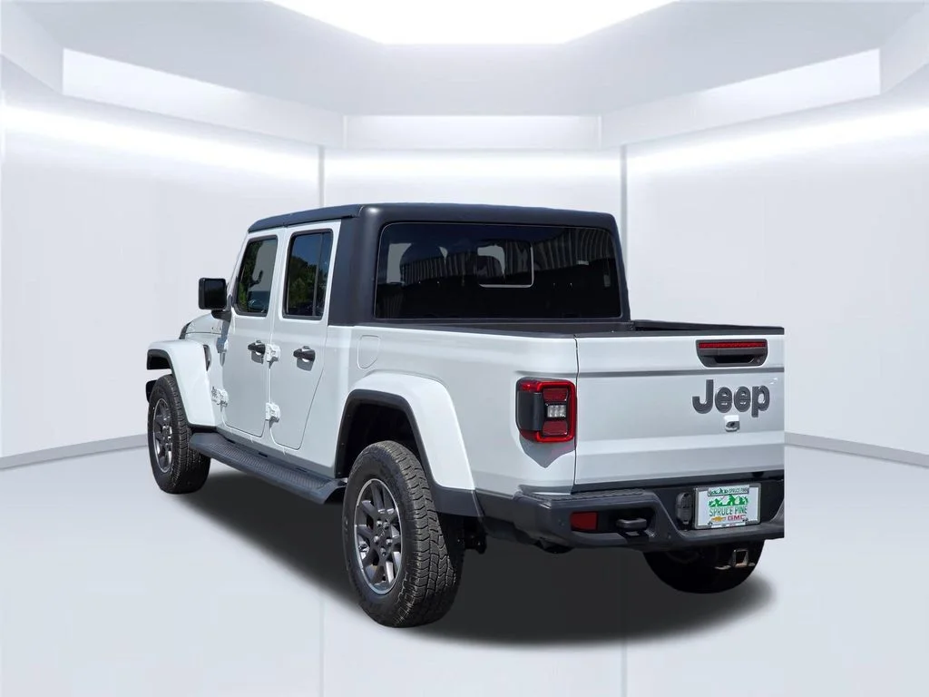 Certified Used 2020 White Jeep Overland image 52