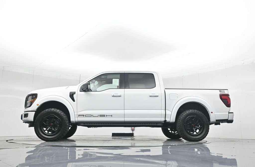 New 2025 Oxford White Ford XLT image 56