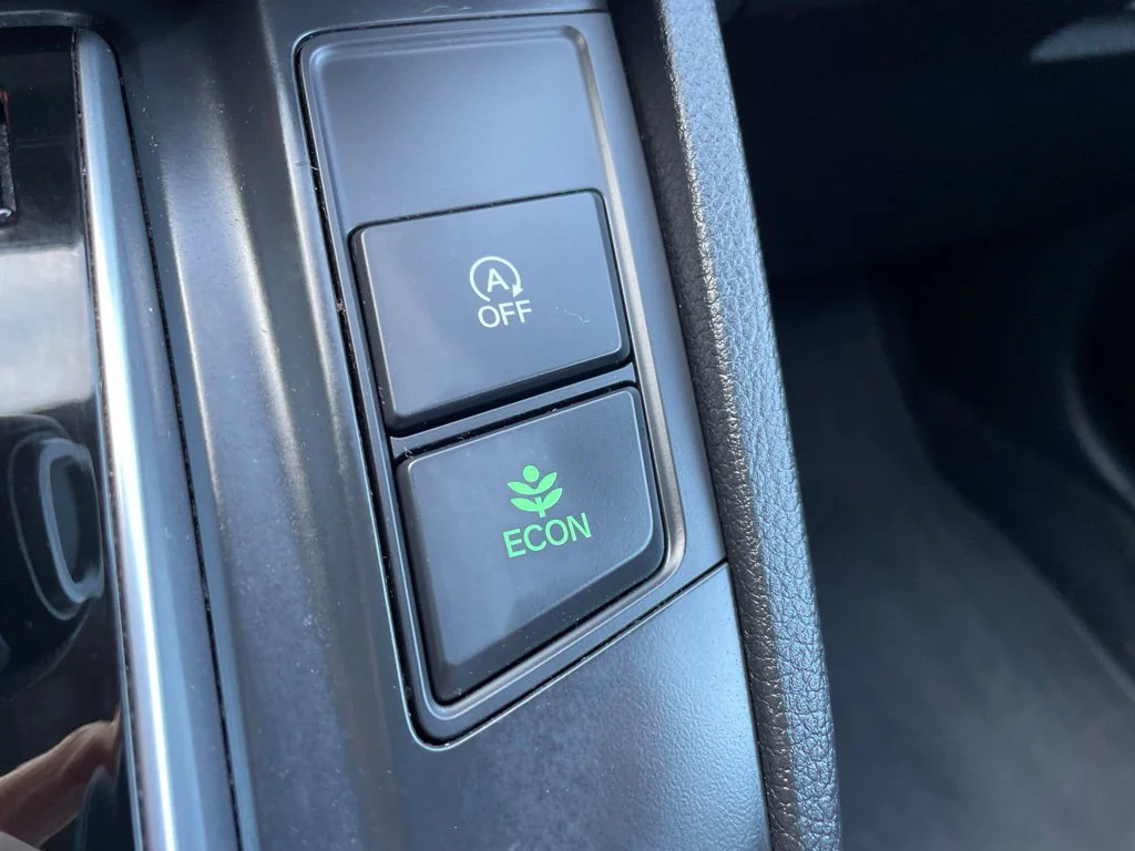 Used 2021 White Honda EX image 25