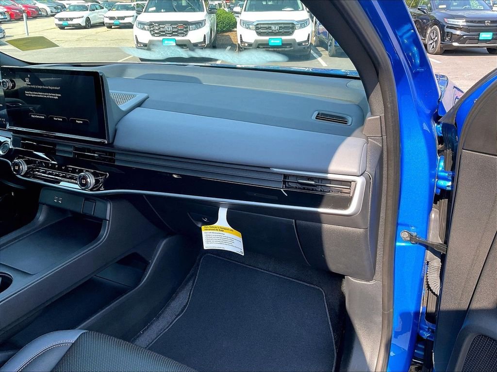 Used 2024 Blue Honda Elite image 13