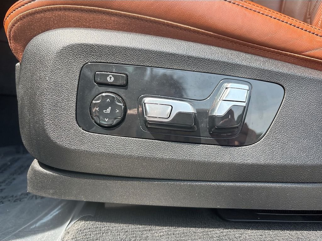 Used 2023 White BMW xDrive40i image 53