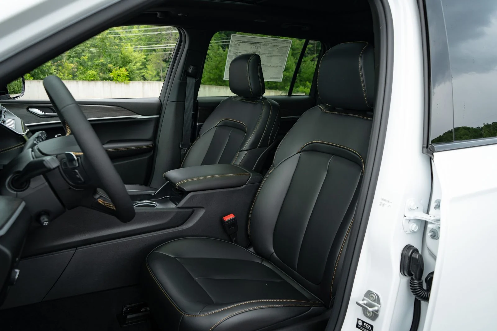 New 2026 White Jeep  image 15