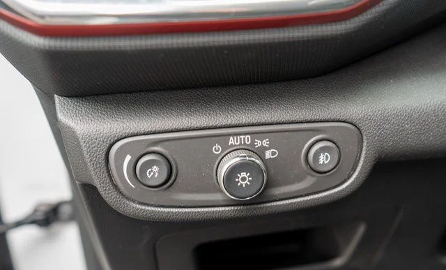 Used 2022 White Chevrolet RS image 19