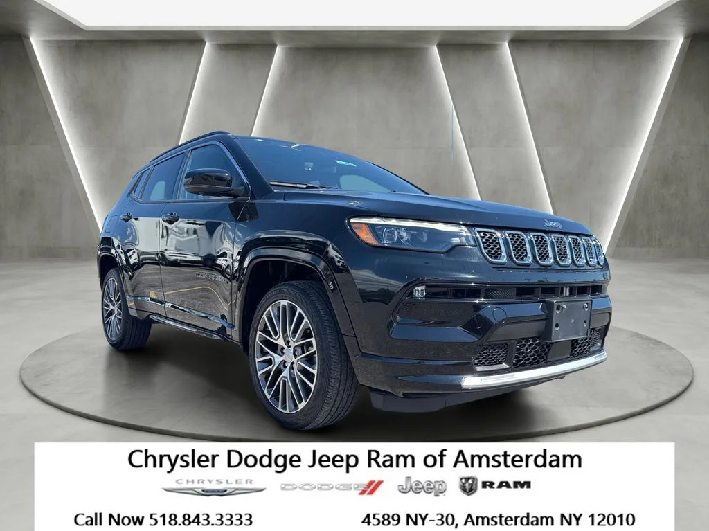 2023 Jeep Compass Limited 4X4's photo