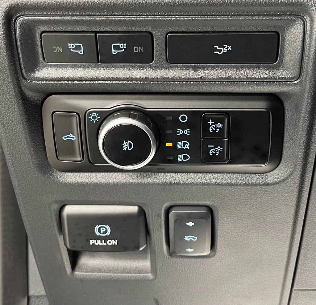 Used 2023 Black Ford Lariat image 32