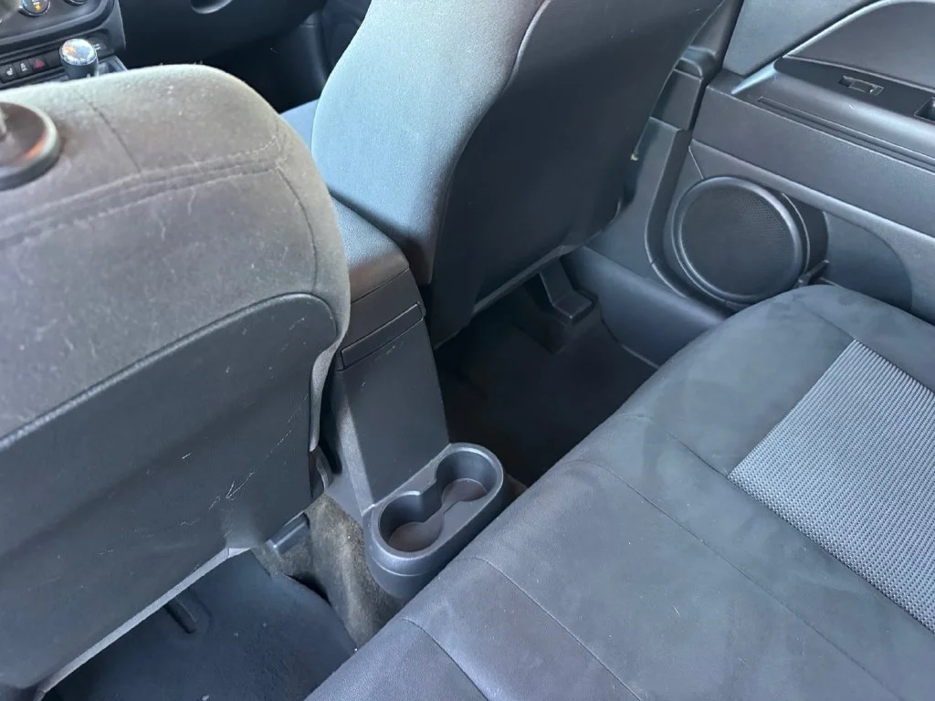Used 2016 Gray Jeep Latitude image 12