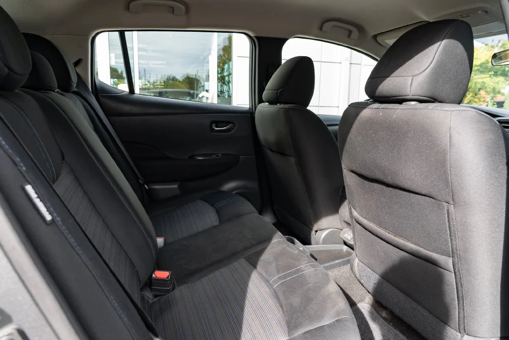 Used 2025 Gray Nissan S image 26