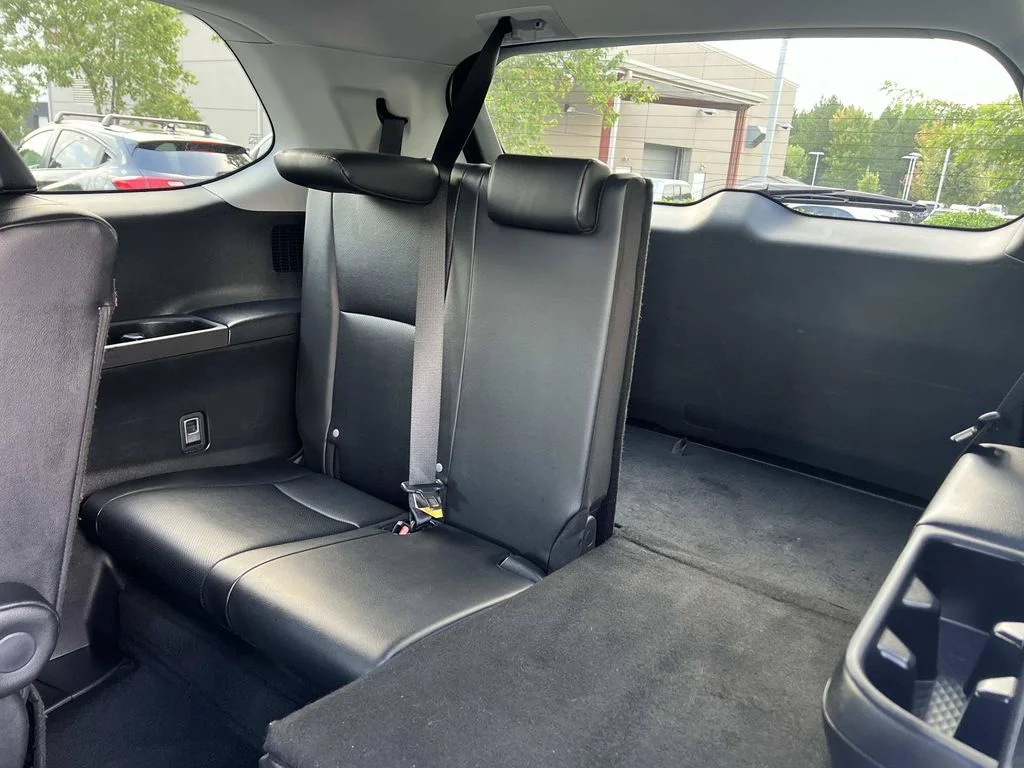 Used 2025 Beige Toyota XLE image 19