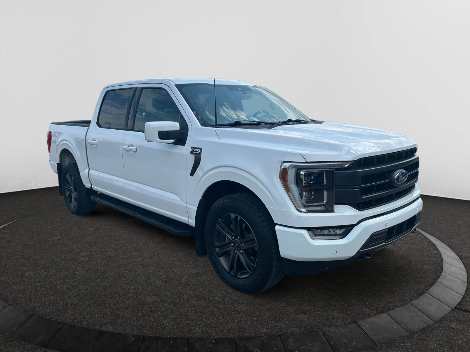 Used 2022 WHITE Ford LARIAT SuperCrew image 7