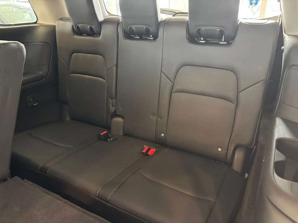 Used 2022 Gray Nissan SL image 28