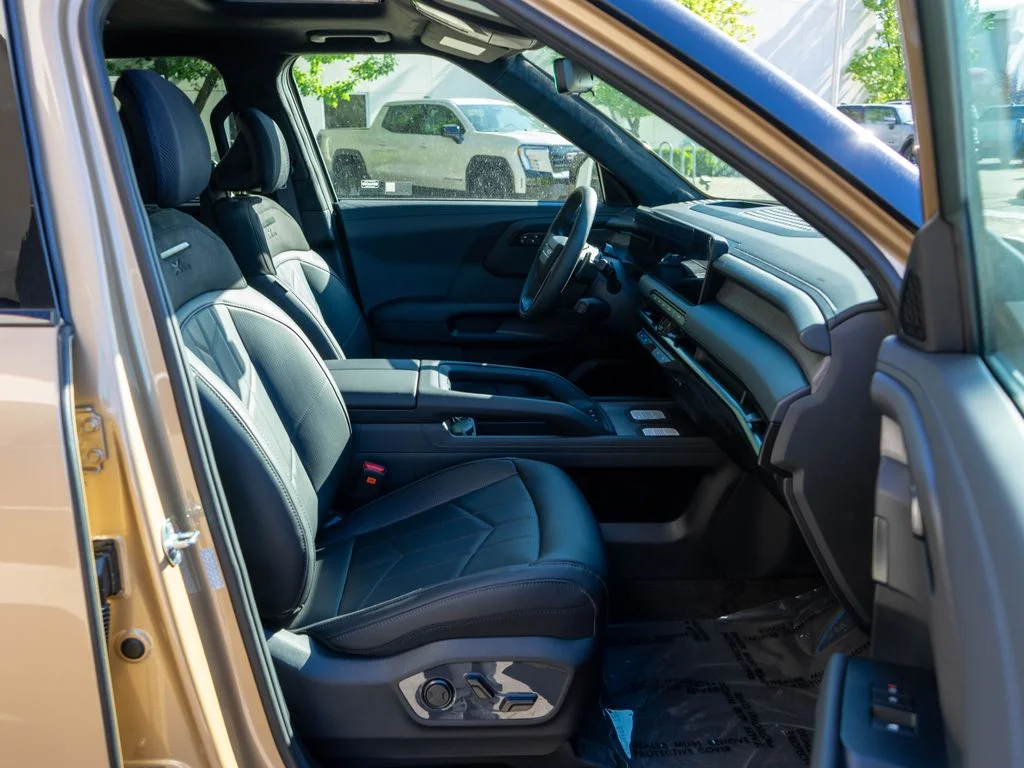 New 2027 Terrain Brown Kia X-Line SX Prestige image 10