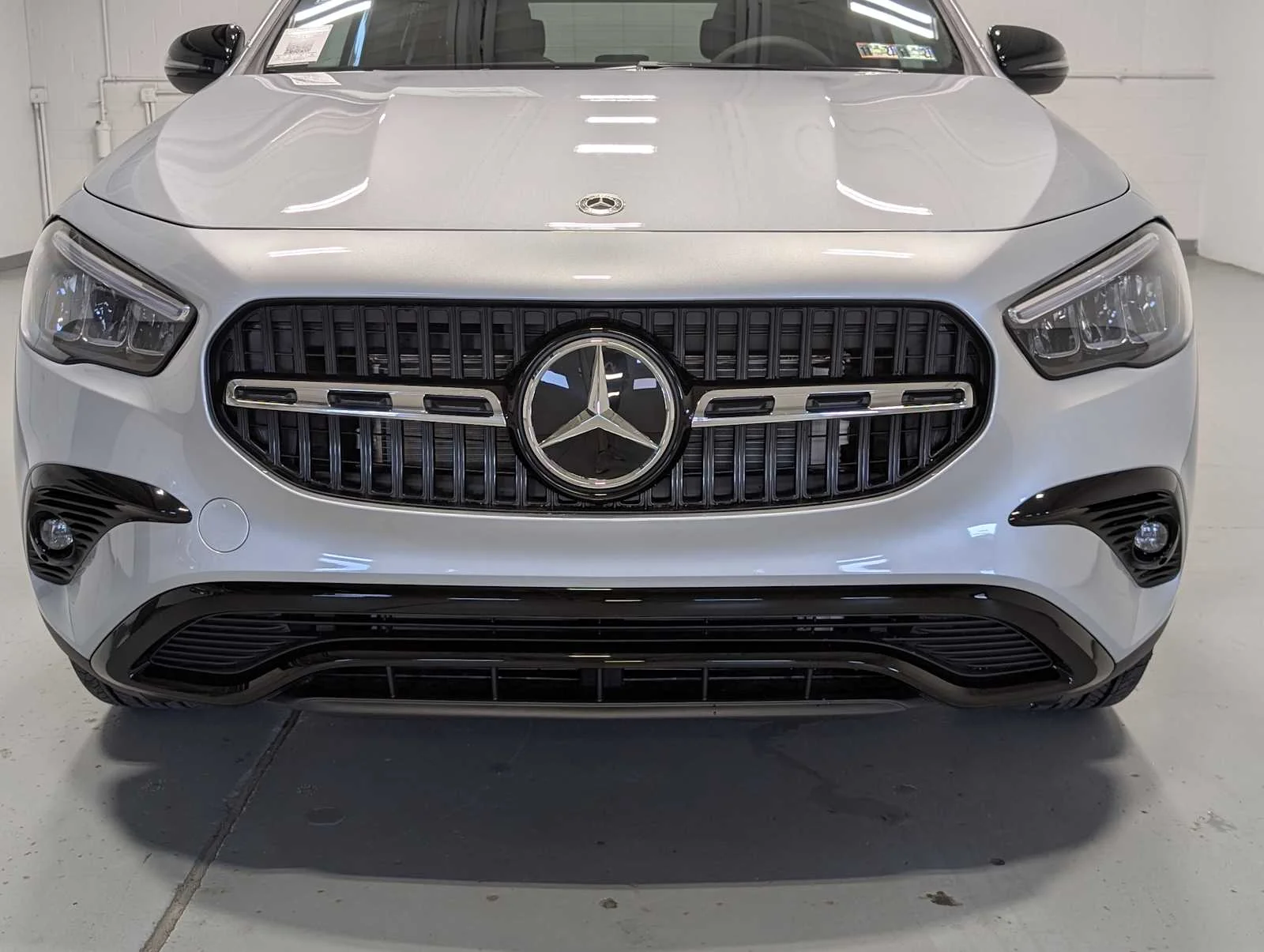New 2026 Cirrus Silver Metallic Mercedes-Benz GLA 250 image 2