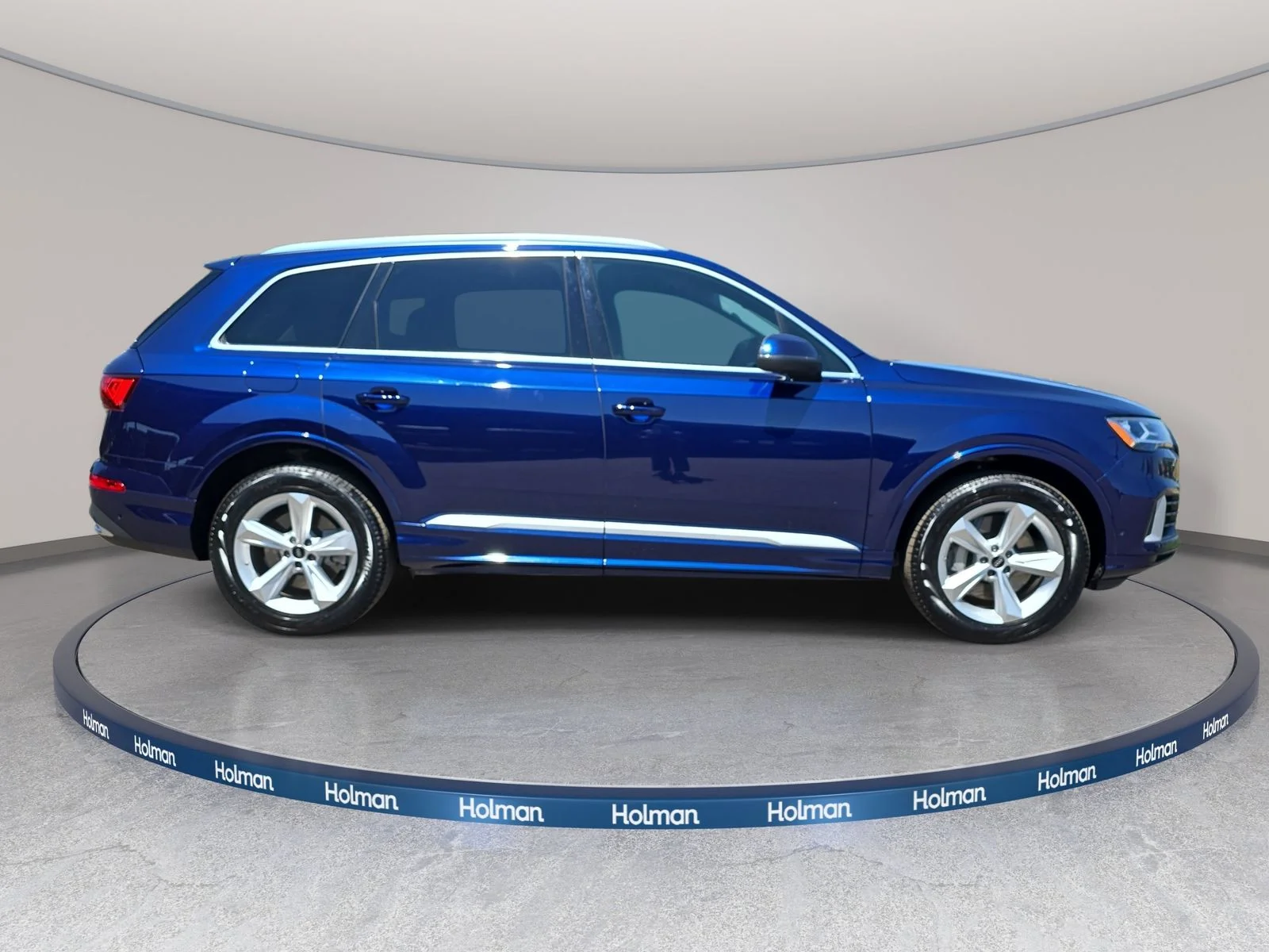 Used 2022 Blue Metallic Audi 55 Premium image 5