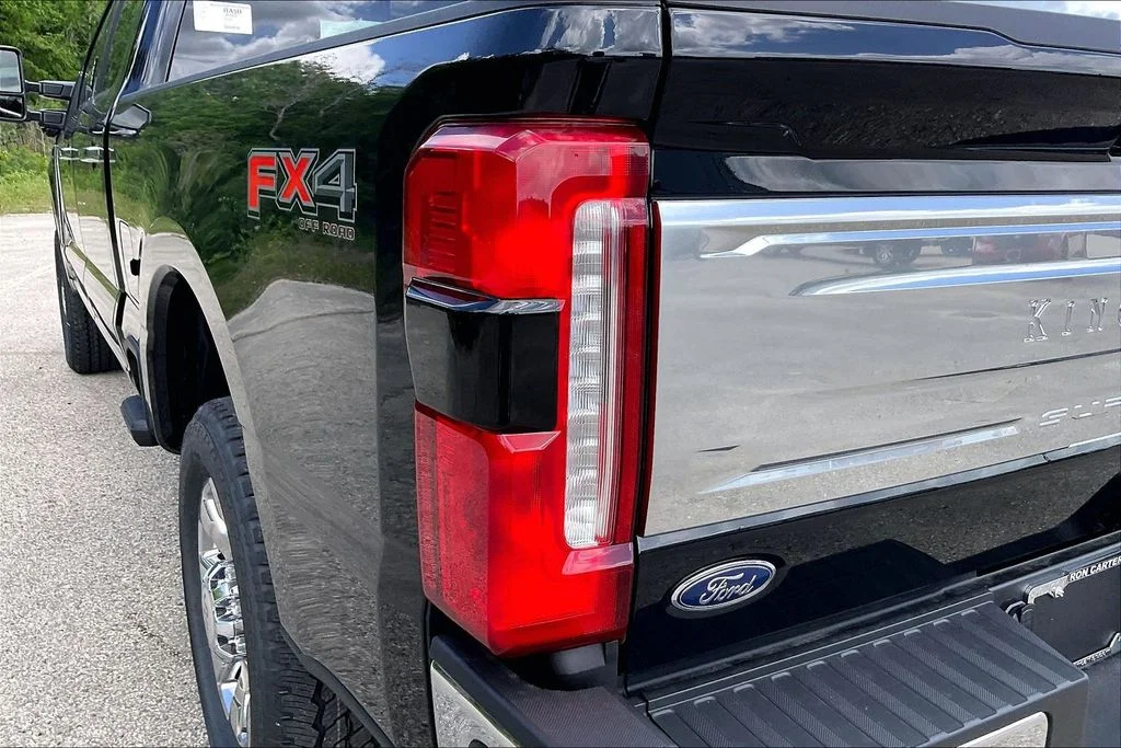New 2026 Ford Super Duty F-250 King Ranch 4D Crew Cab