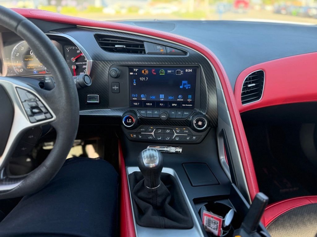 Used 2017 Arctic White Chevrolet Grand Sport image 8