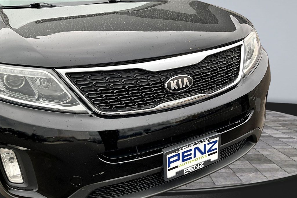 Used 2014 Black Kia EX image 34