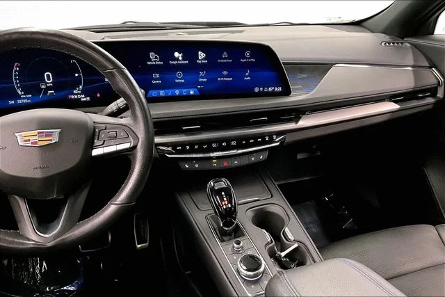 Used 2024 Argent Silver Metallic Cadillac Sport image 7