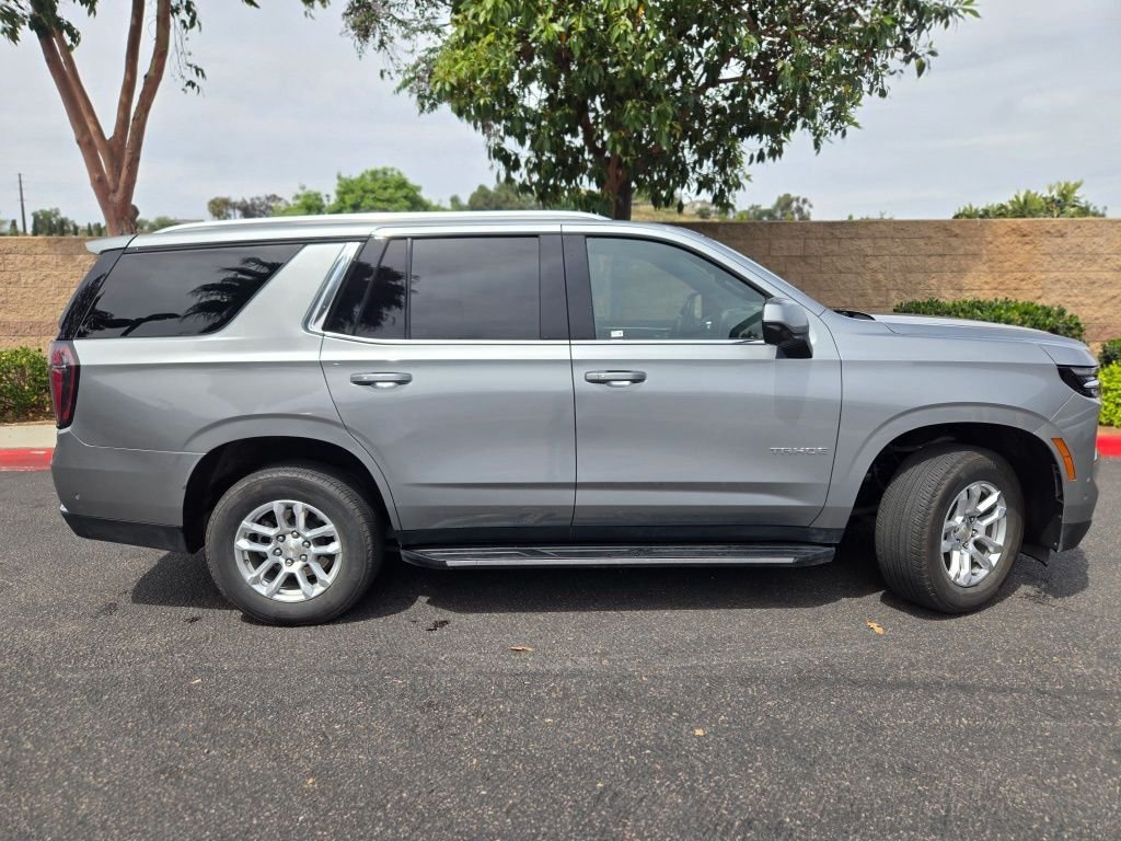 Used 2025 Gray Chevrolet LT image 6