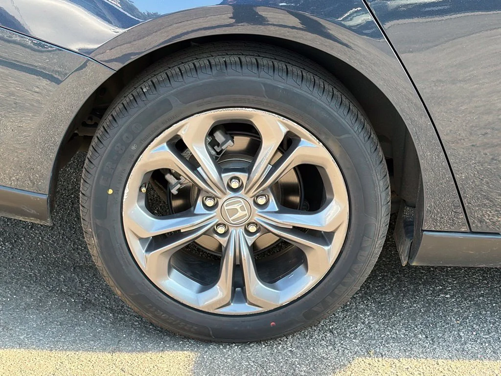 2024 Honda Accord EX - Photo 8