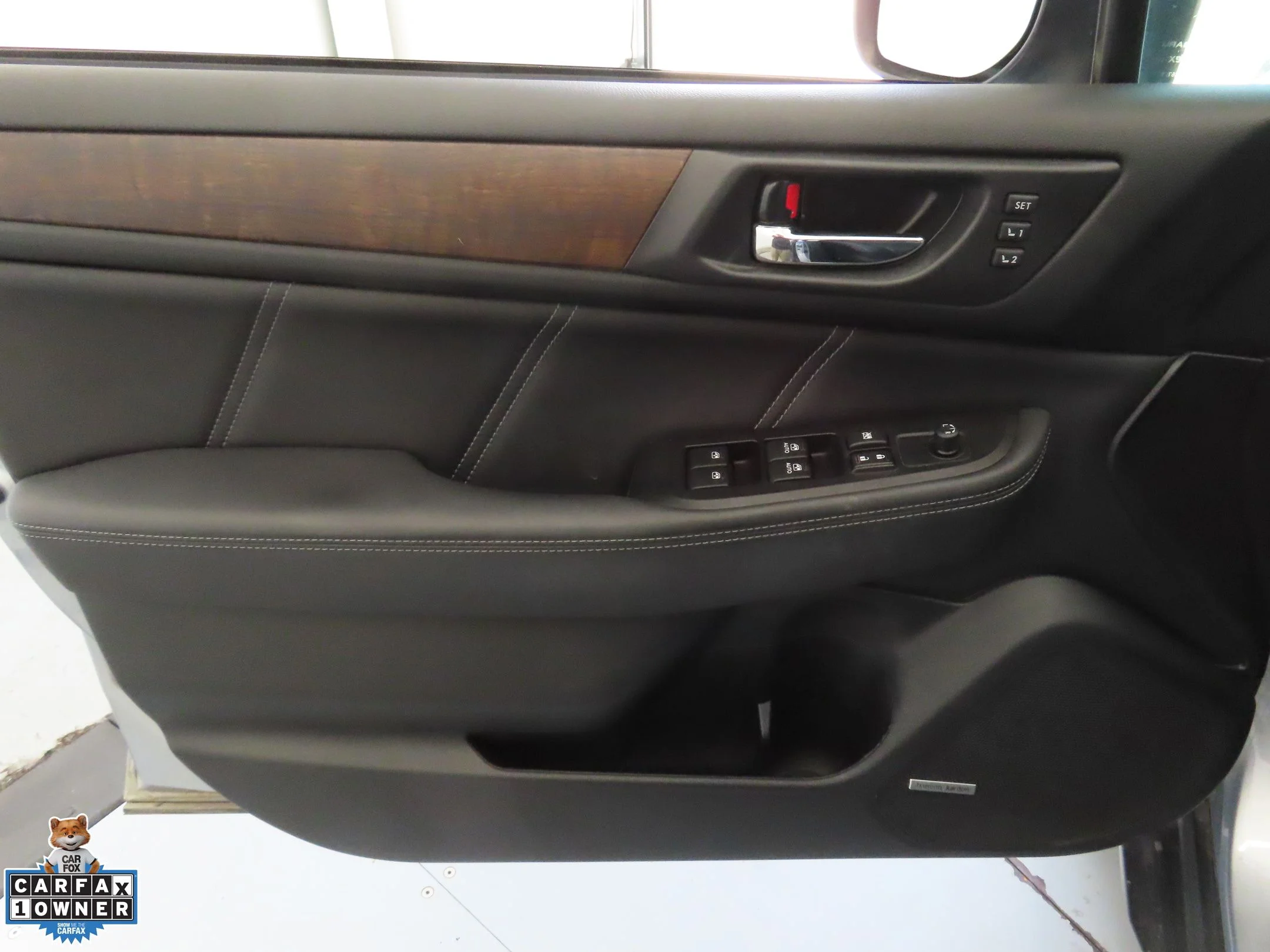 Used 2019 Silver Subaru 2.5i image 10