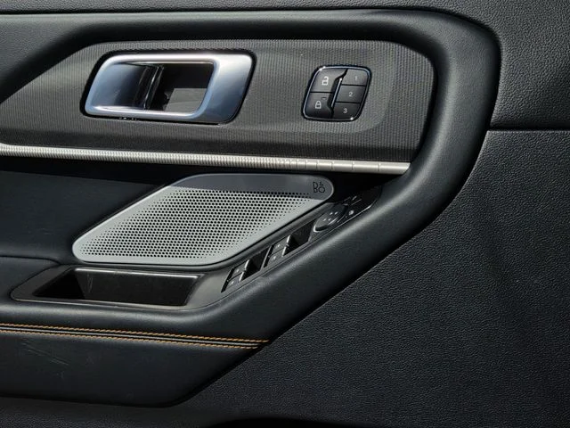 New 2026 Carbonized Gray Metallic Ford Tremor® image 47
