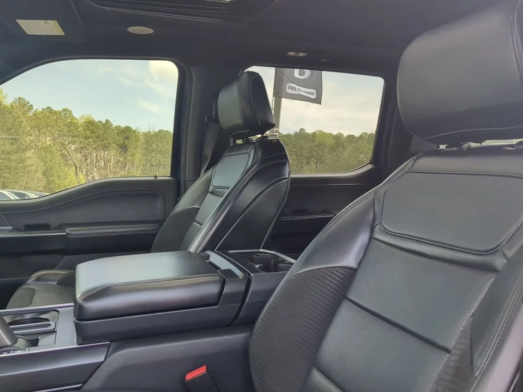 Used 2022  Ford Raptor image 15