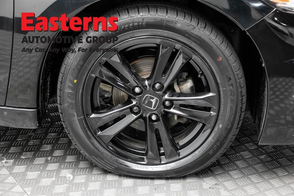 Used 2015 Black Honda EX image 29