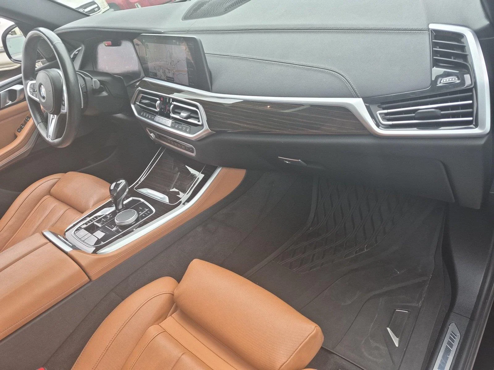 Used 2021 Black Sapphire Metallic BMW M50i image 36