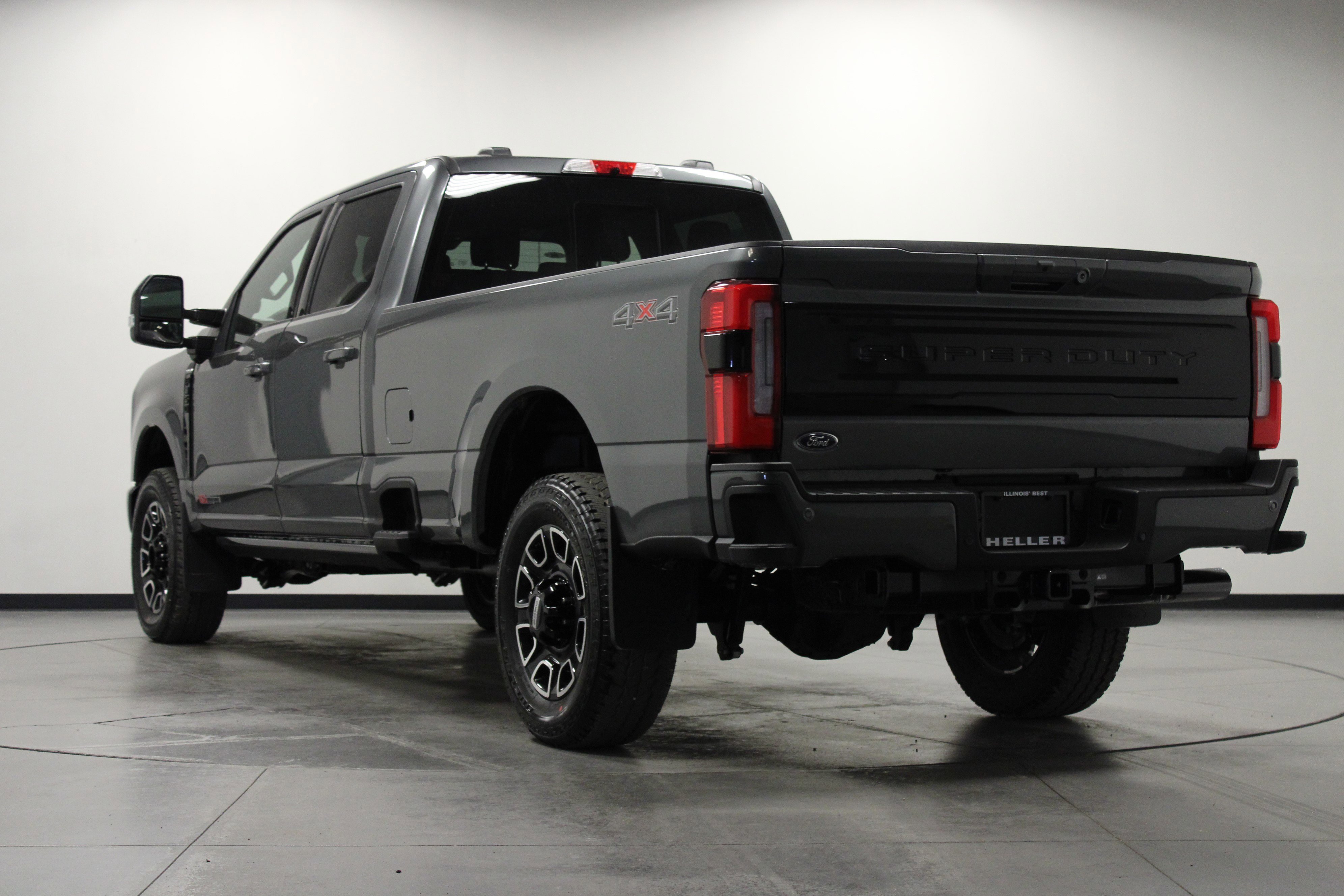 New 2026 Carbonized Gray Metallic Ford Platinum image 6