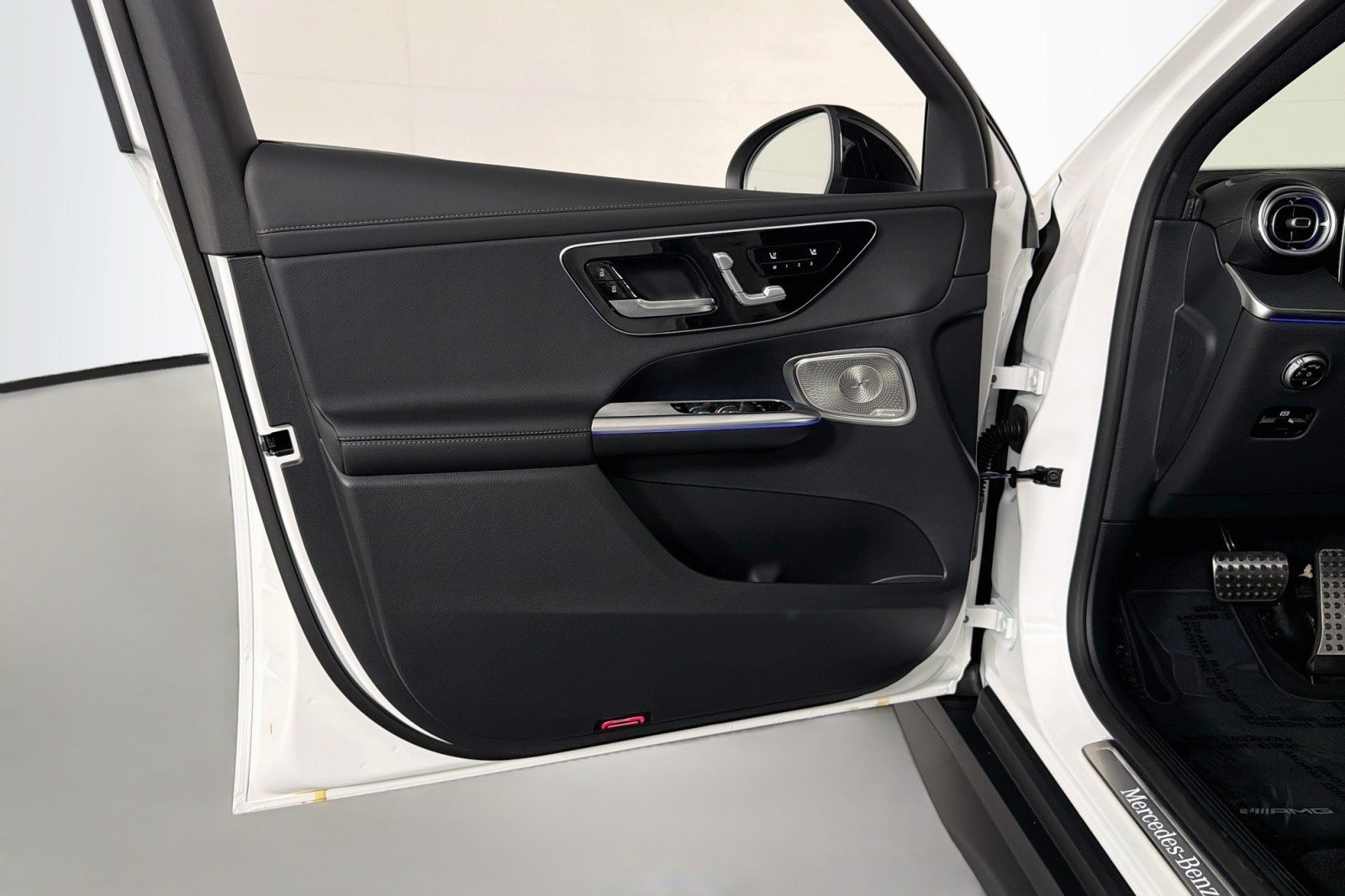 New 2027 Polar White Mercedes-Benz GLC 300 4MATIC® Coupe image 20