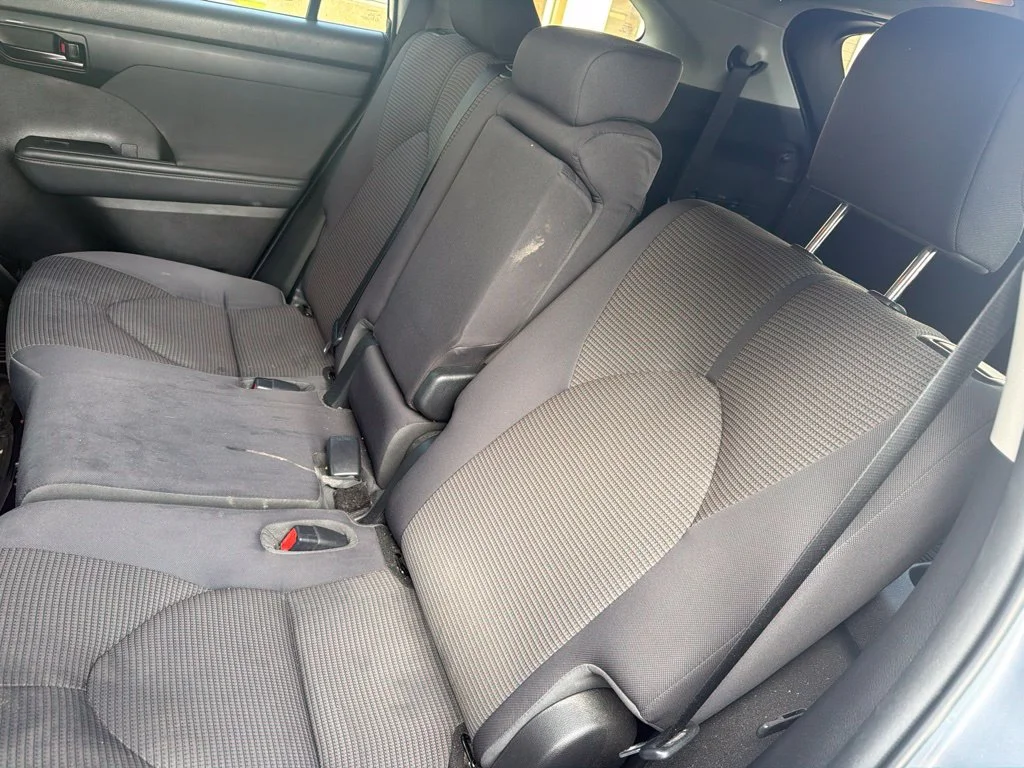 Used 2022  Toyota LE image 14