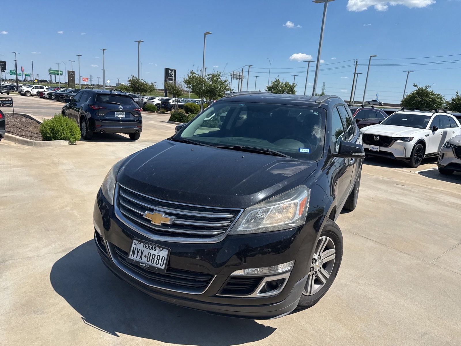 Used 2017 Chevrolet Traverse 2LT with VIN 1GNKRHKD7HJ348016 for sale in Fort Worth, TX