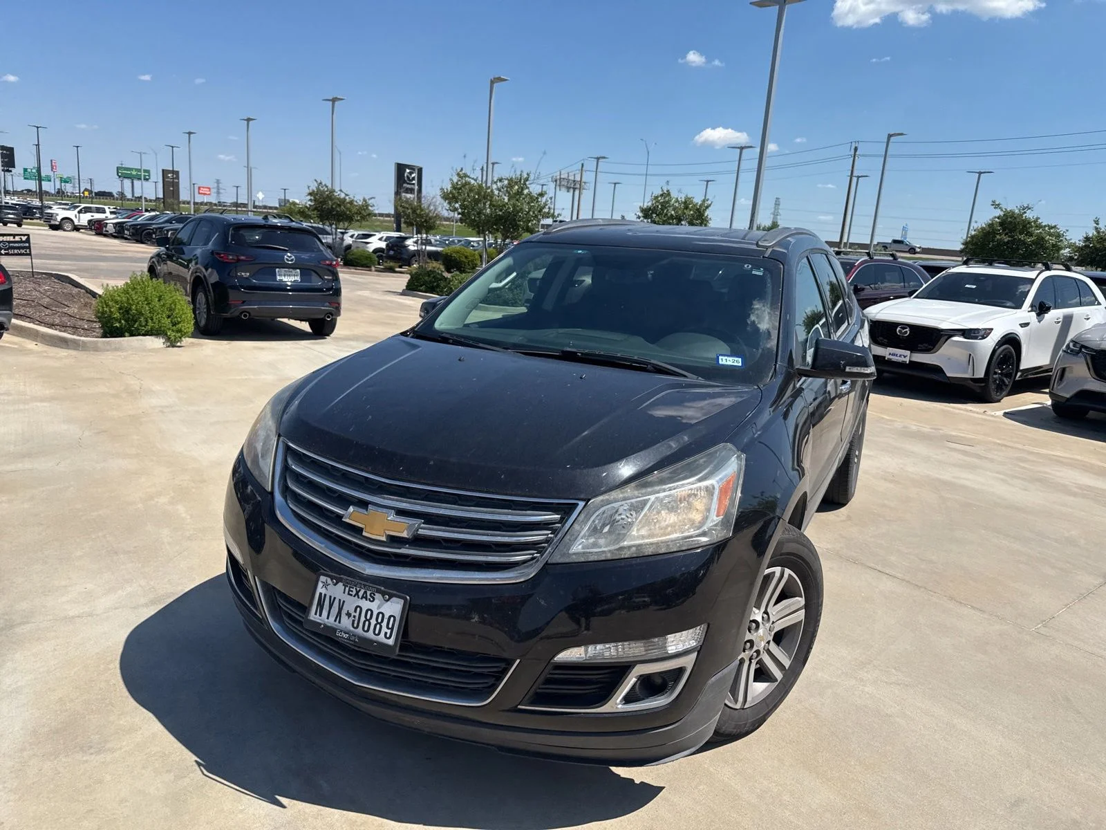 Used 2017 Chevrolet Traverse 2LT with VIN 1GNKRHKD7HJ348016 for sale in Fort Worth, TX