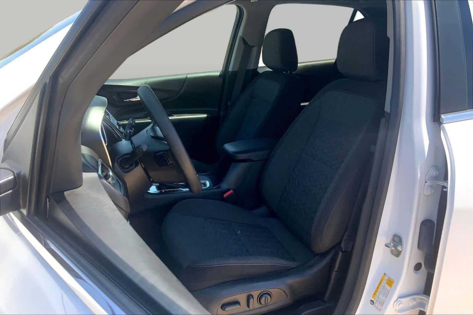 Used 2023 Summit White Chevrolet LT image 8