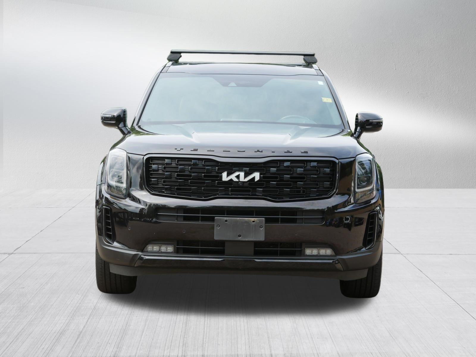 Certified Used 2022 Black Copper Kia SX image 2