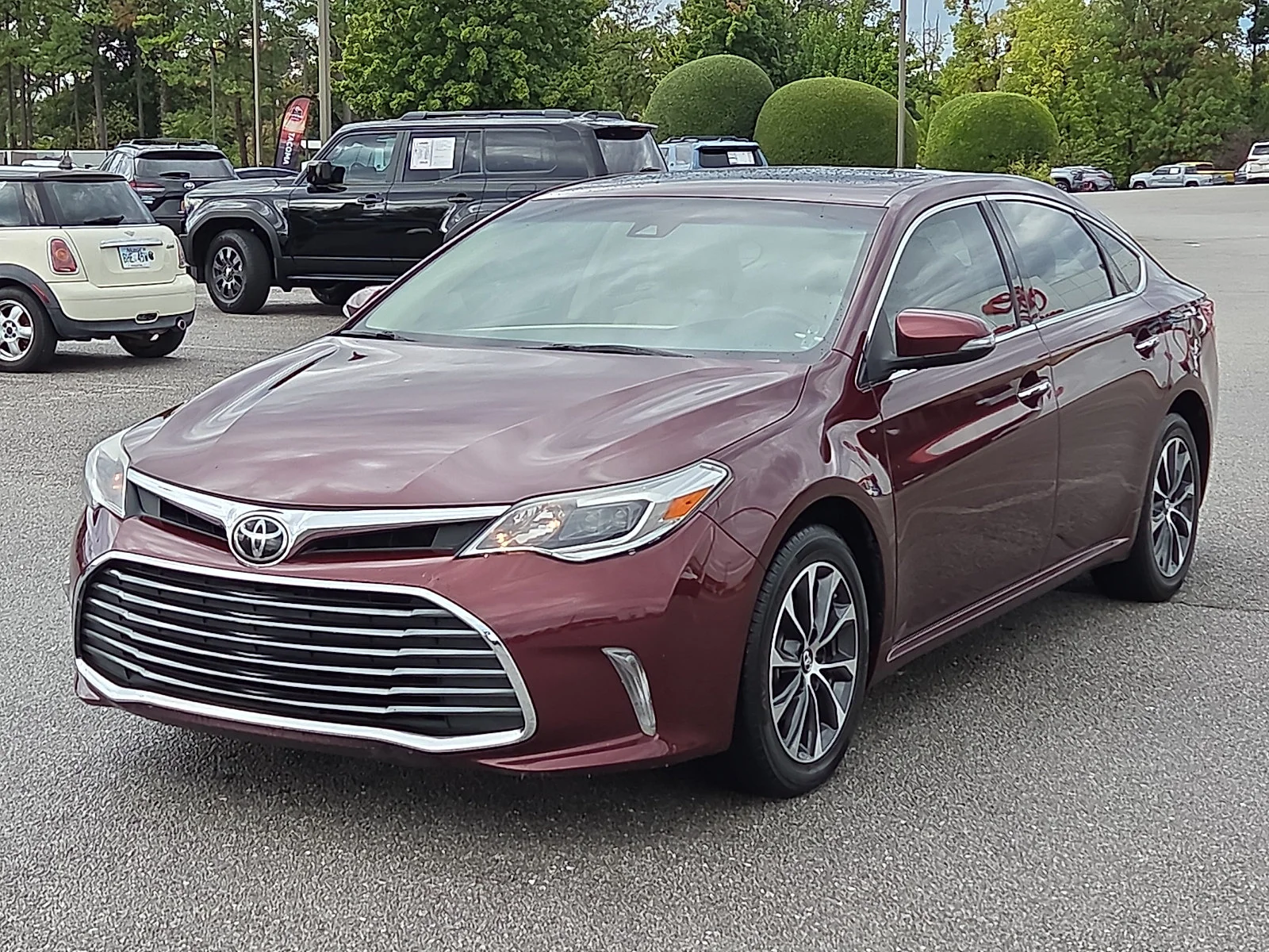 Used 2017 Toyota Avalon XLE Premium with VIN 4T1BK1EB4HU257147 for sale in Rogers, AR