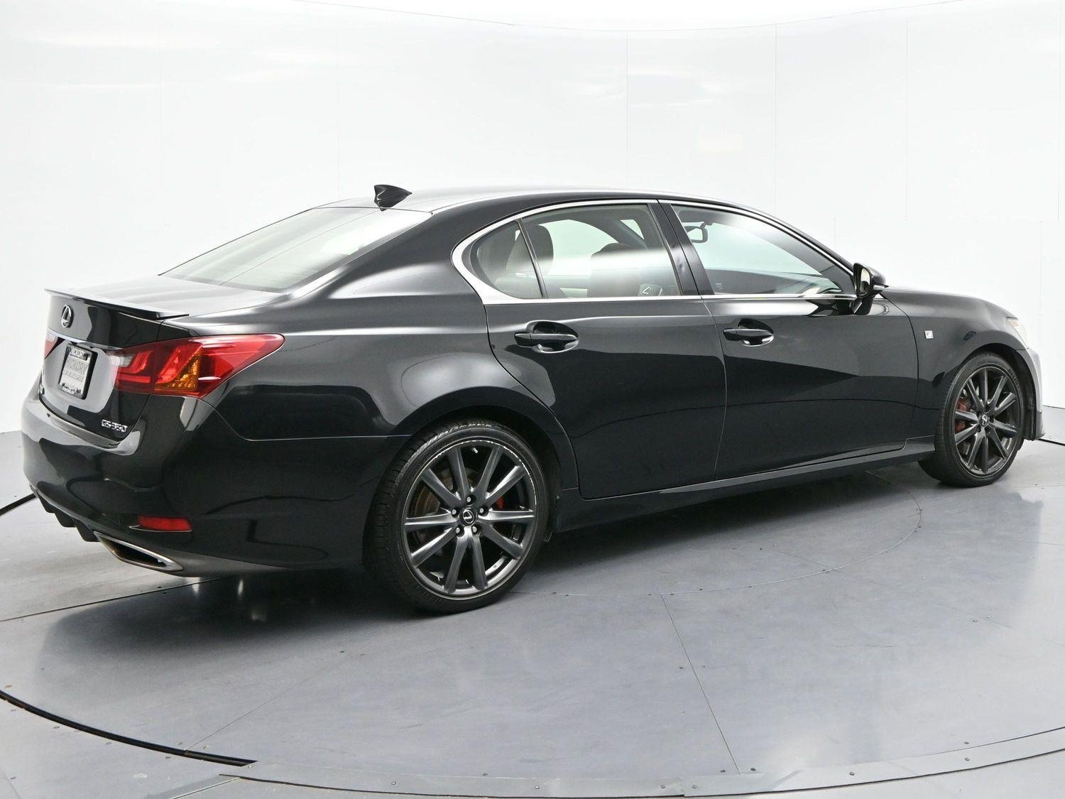 Used 2015 Ultra White Lexus Crafted Line image 7
