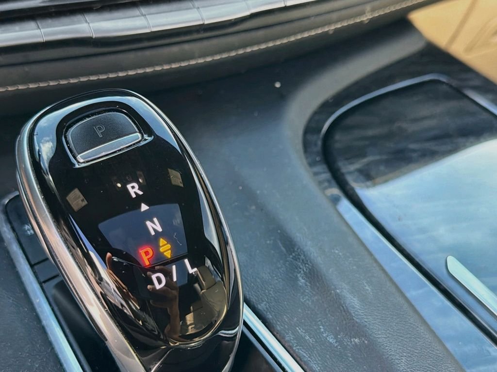 Used 2021 White Cadillac Premium image 17