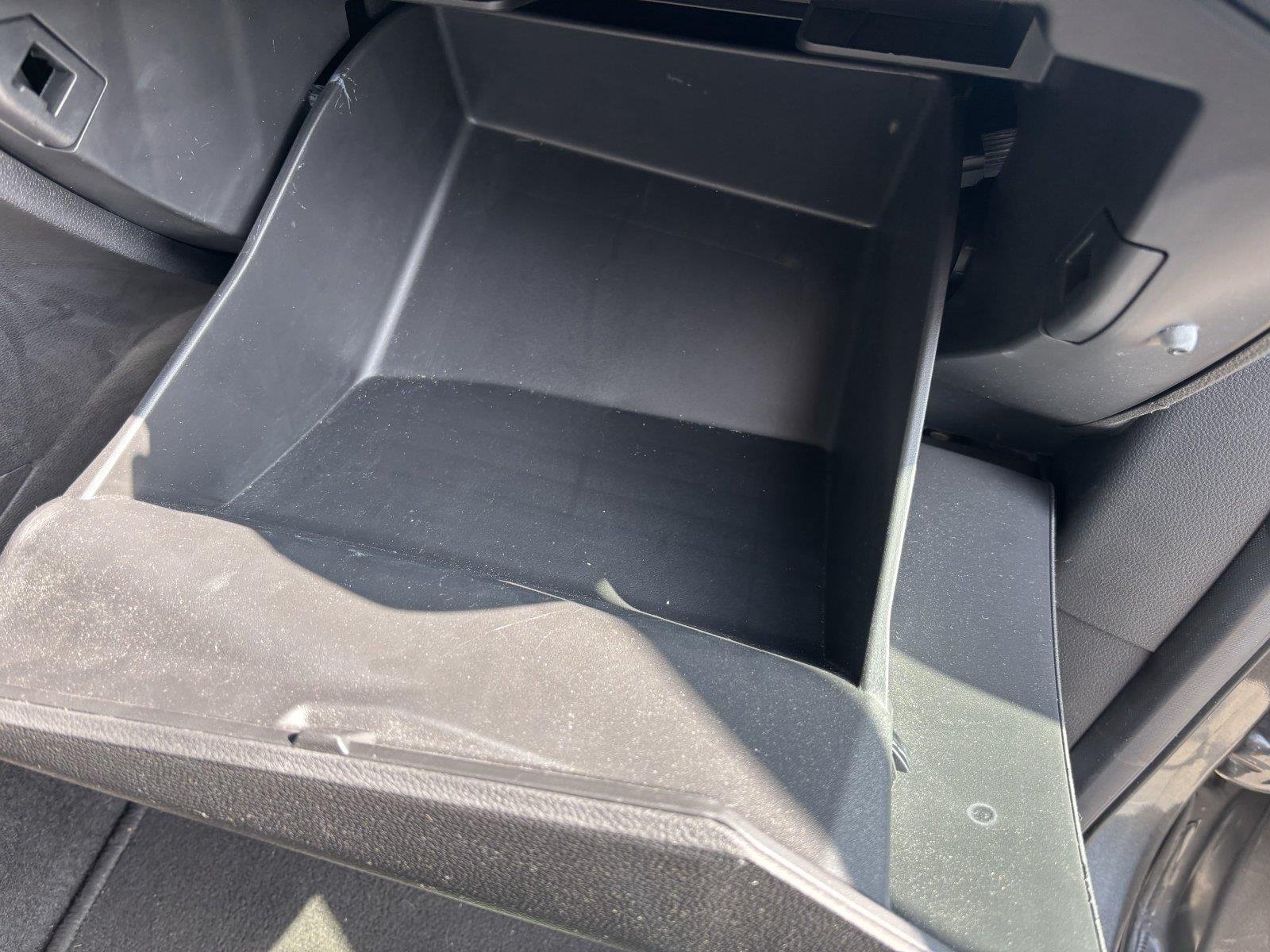 Used 2019 Magnetic Ford Titanium image 29